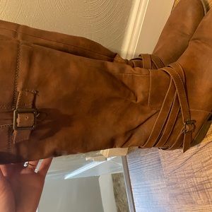 Sweater boots / good condition